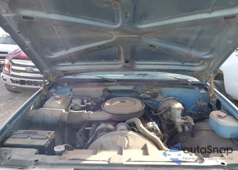 1988 Chevrolet Gmt-400 C2500 from USA, damaged, VIN 1GCFC24K9JZ162487